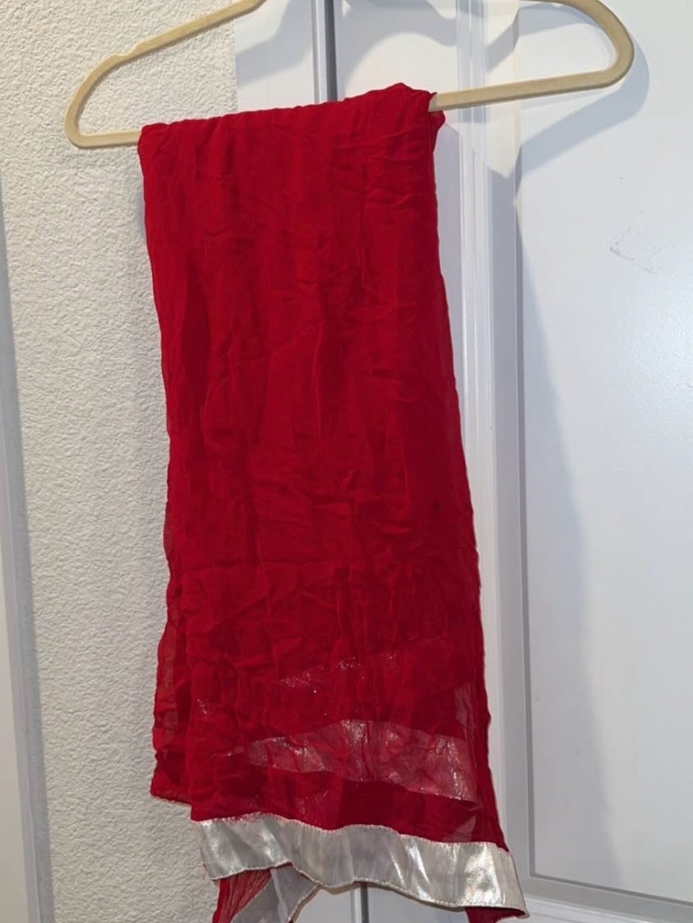 Red Embellished Long-Sleeve Women's Dress - Picture 6 of 6